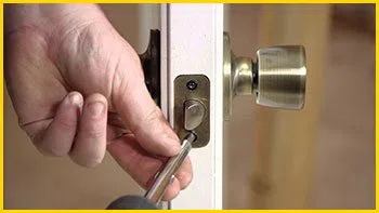 Metro Locksmith Services San Antonio, TX 210-780-7321 Metro Locksmith Services San Antonio, TX 210-780-7321 - 14-install-new-lock